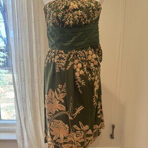 TRACY REESE New York Embroidered Green and Tan Short Dress Size 2